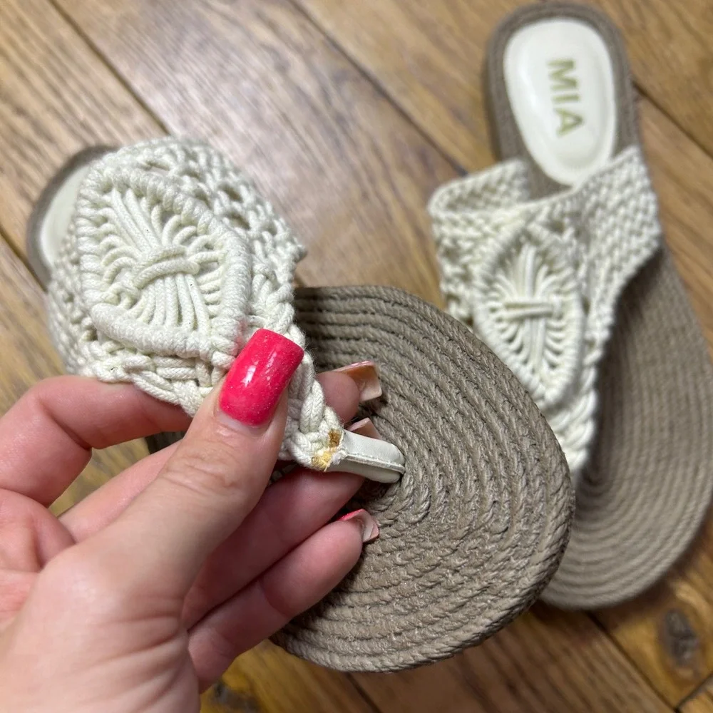 MIA Womens Macrame Crochet Thong Sandals Cream Ivory Jute Rope Footbed Boho 7